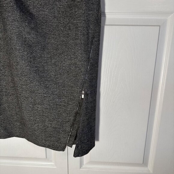 Banana Republic Women's Gray Midi Pencil Skirt Lined SZ 6 Side Slit Zip Accent - Picture 4 of 10